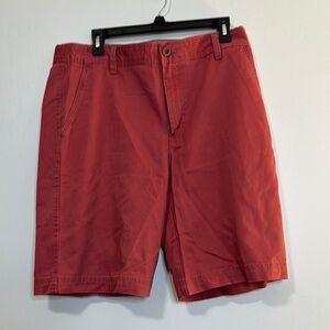 Izod Red Flat Front Shorts Versatile Style mens